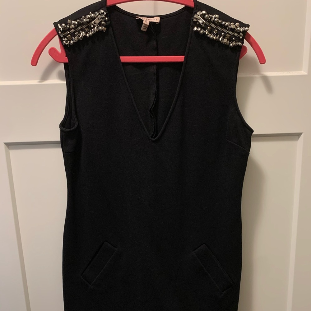 Juicy Couture V Neck Dress
